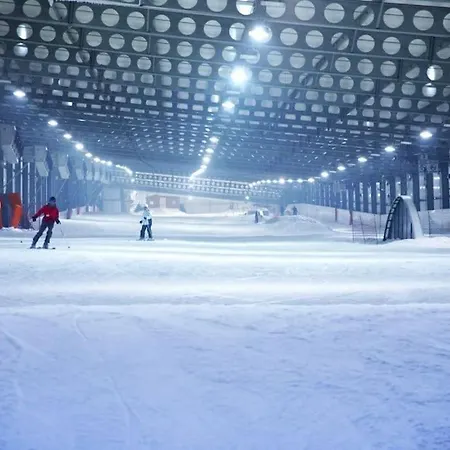 Semesterbostad Maison Calme Proche De La Cite Des Loisirs *